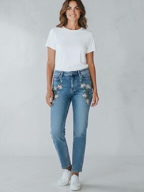 Suko (12) Jeans Floral Embroidered Faded Denim Mid-Rise Ankle Y2K Stretch